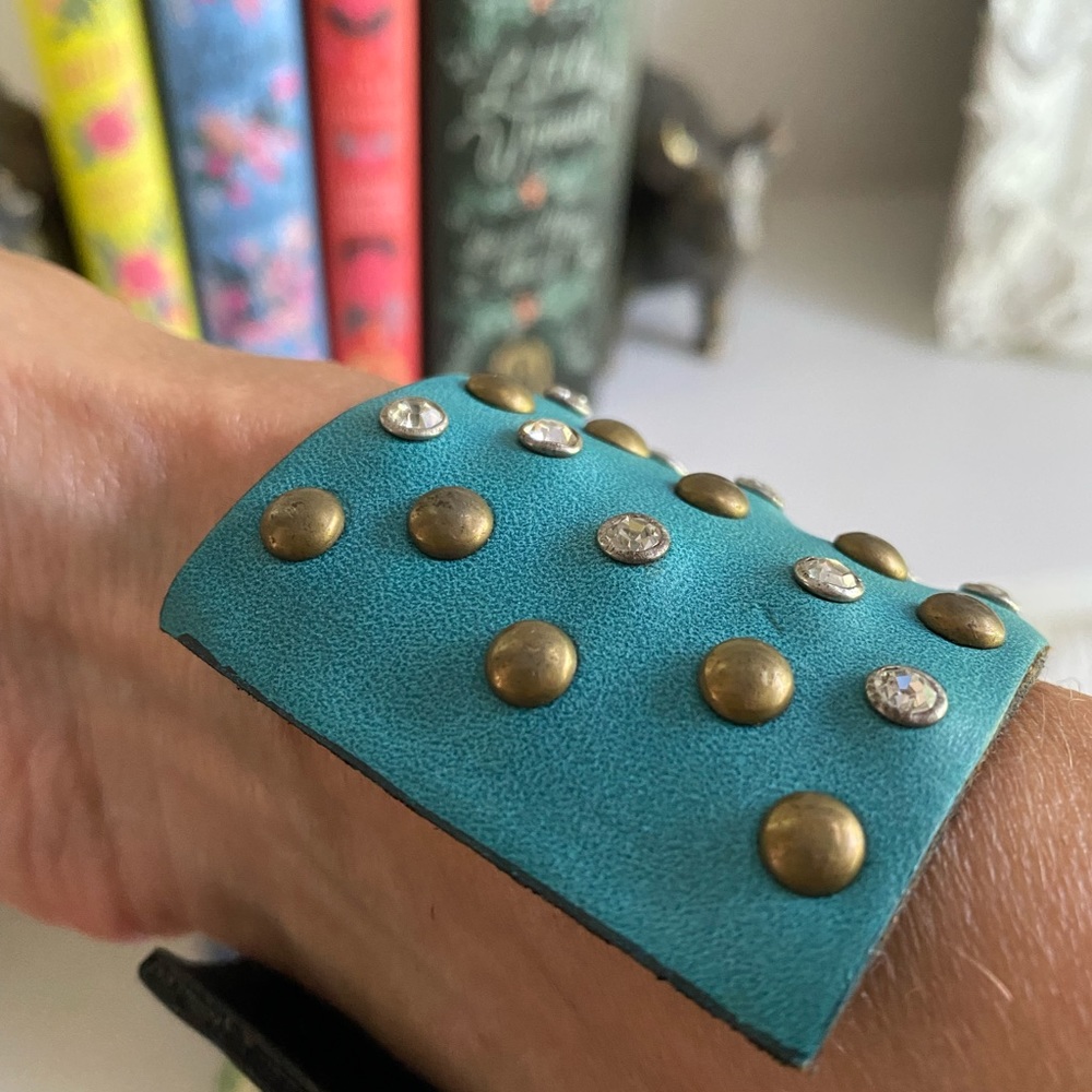 Leather Cuff with Rhinestones - Picture 3 of 5